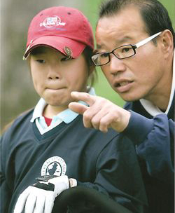 캐런 김 양(왼쪽)과 아버지 케이시 김 씨.